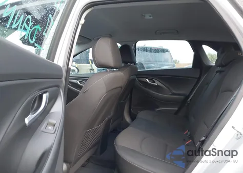 2018 Hyundai Elantra Gt из США, поврежденный, VIN KMHH35LE4JU079757